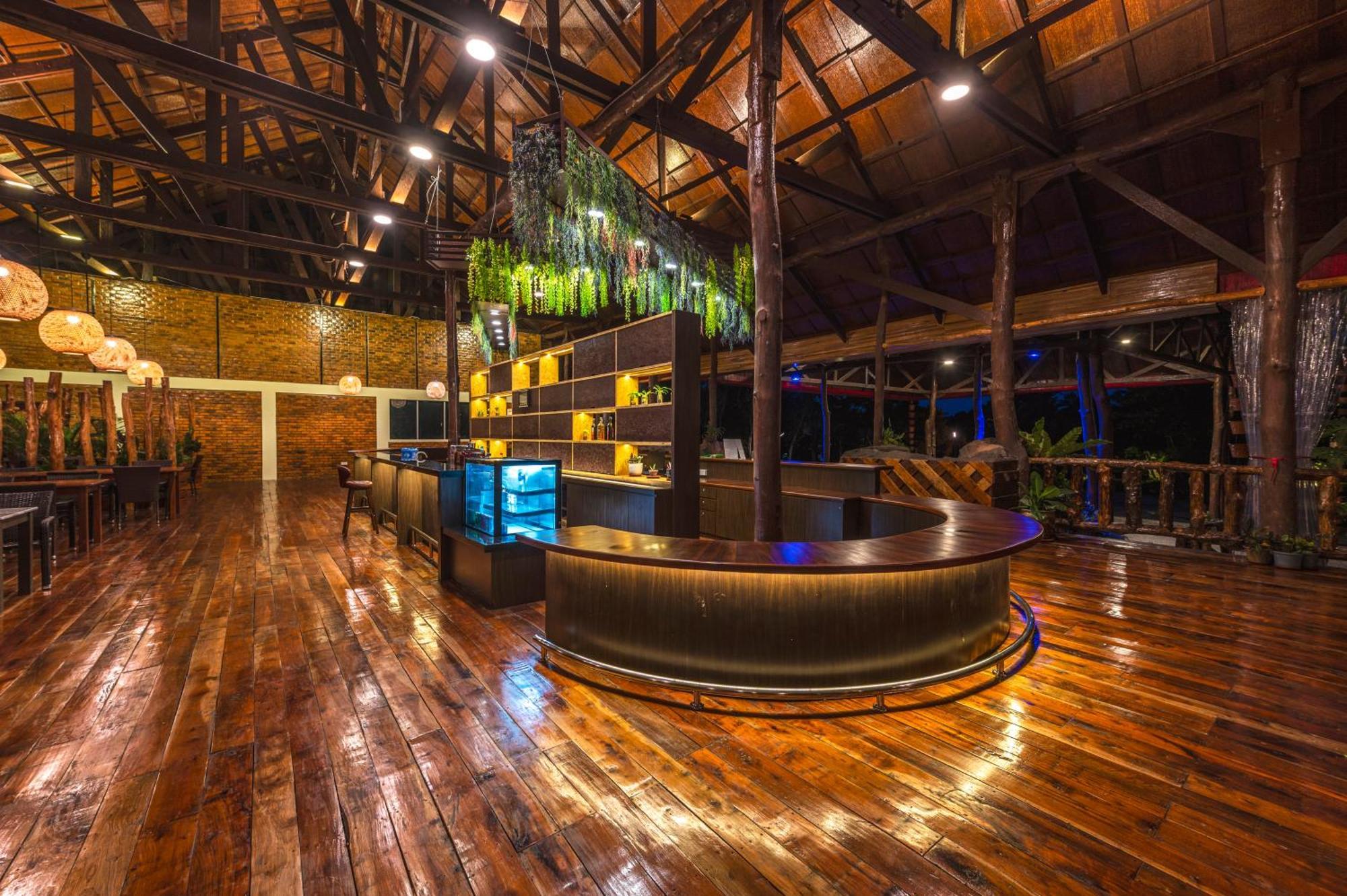 Lodge Borneo Rainforest *