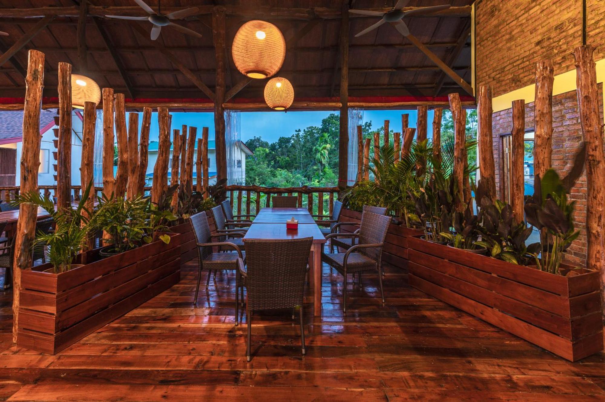 Lodge Borneo Rainforest Sepilok